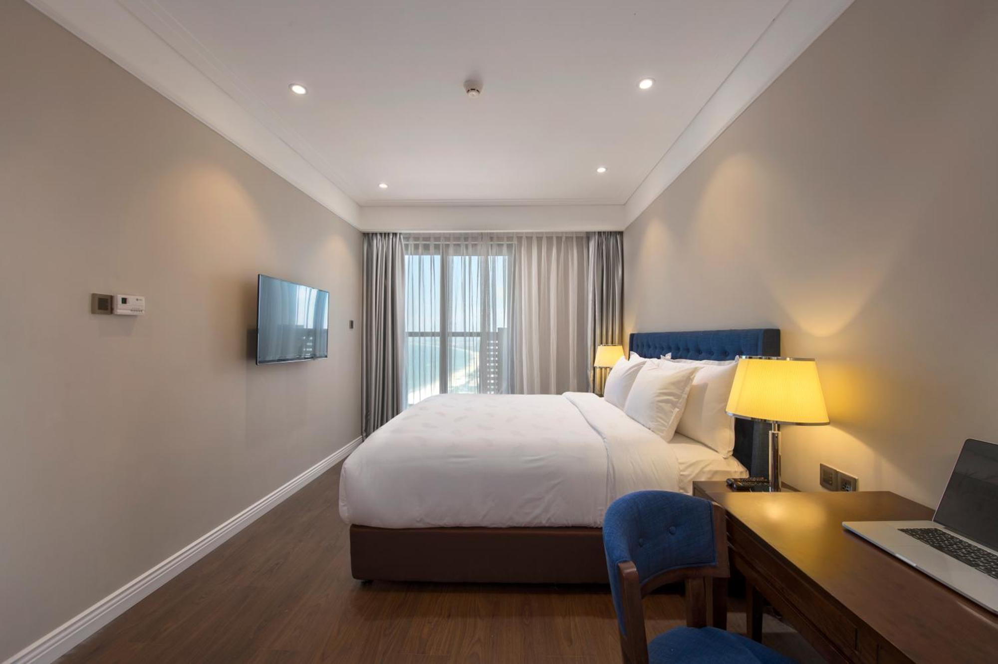 Luxury Beach Condo 5-Star, Rooftop Pool Da Nang Exteriör bild